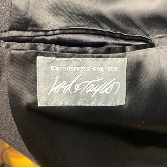 Lord & Taylor Men’s lamb wool pea coat - Picture 4 of 9